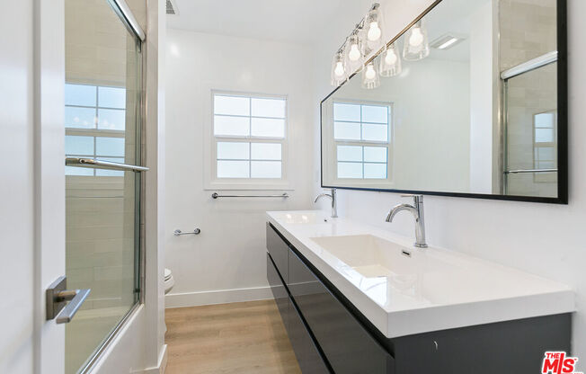 4541 W 2 ST