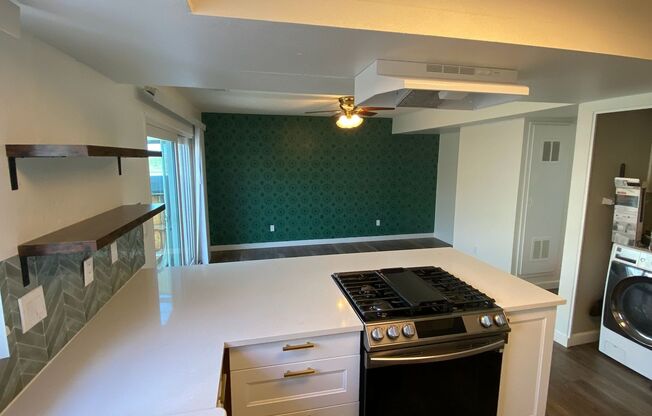 Spacious 2BR Townhome in Denver