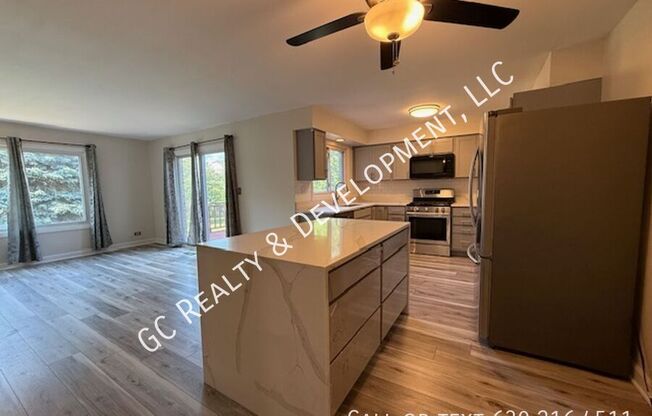 280 PADDOCK CIR