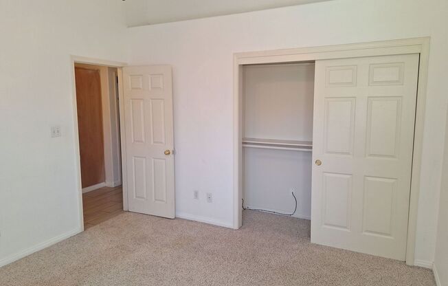 3 beds, 2 baths, $2,095