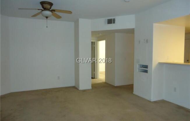 2 beds, 2 baths, $1,350, Unit Unit 1626