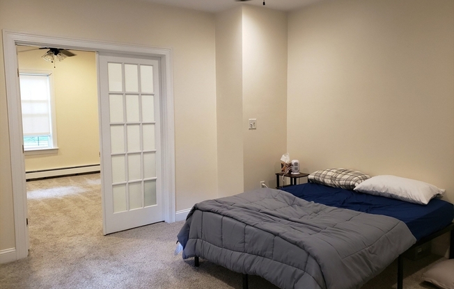 1 bed, 1 bath, 700 sqft, $1,900, Unit 1