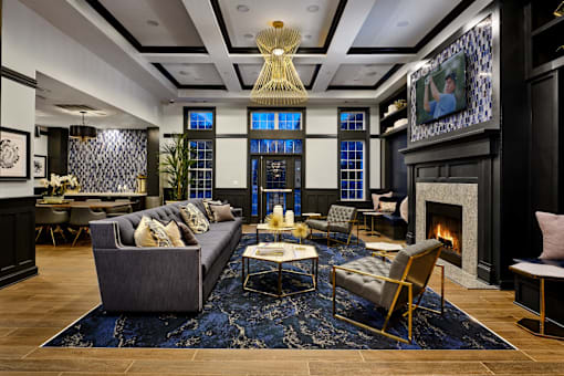 Resident Lounge and Coffee Bar  at Merion Milford Apartment Homes, Milford, Connecticut