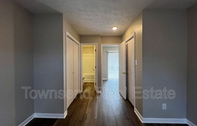 1441 ALT IRELAND DR