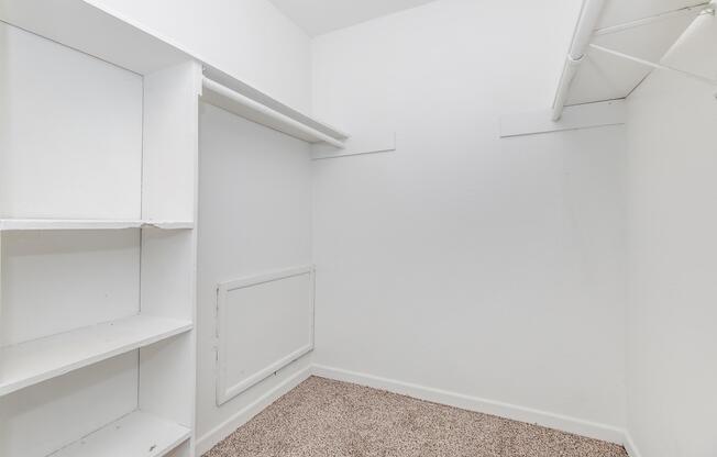 2 beds, 2 baths, 1,103 sqft, $1,200