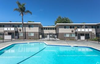 Studio, 1 bath, 453 sqft, $1,988, Unit 28