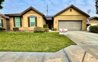 $2,350 Church & Clovis Ave. - 4 Bedroom home - Fresno, CA, Solar panels