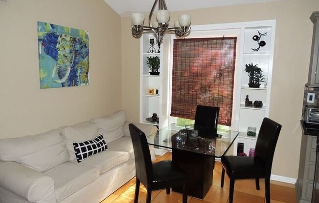 430 Queens Rd Unit 612