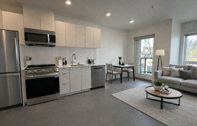 Studio, 1 bath, 278 sqft, $1,825, Unit 207