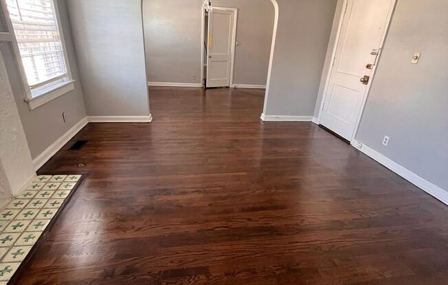 1 bed, 1 bath, 775 sqft, $1,000, Unit 1411-1