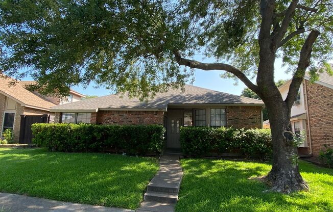 7904 Steppington Drive, Plano, Texas 75025