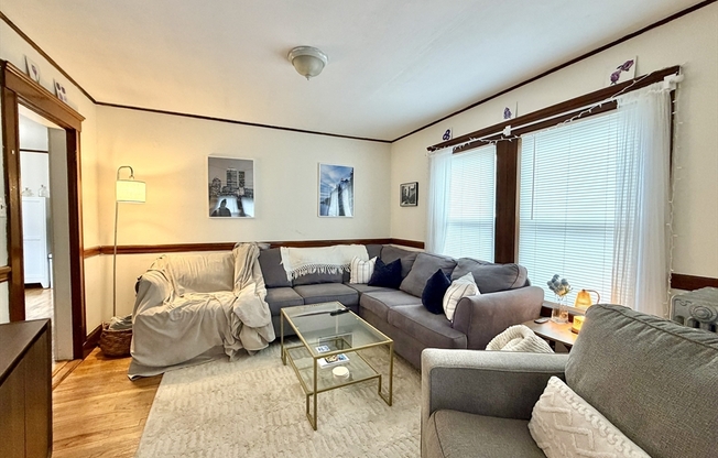 3 Goldsmith Ave