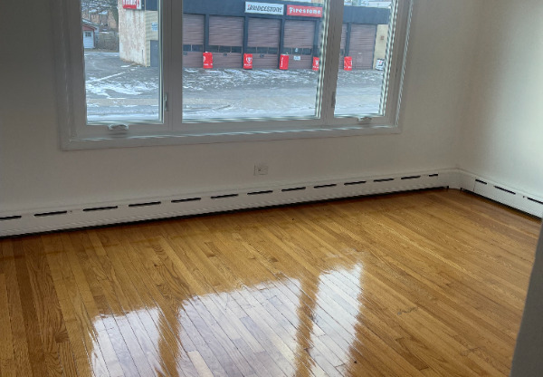 1508 W 127 ST