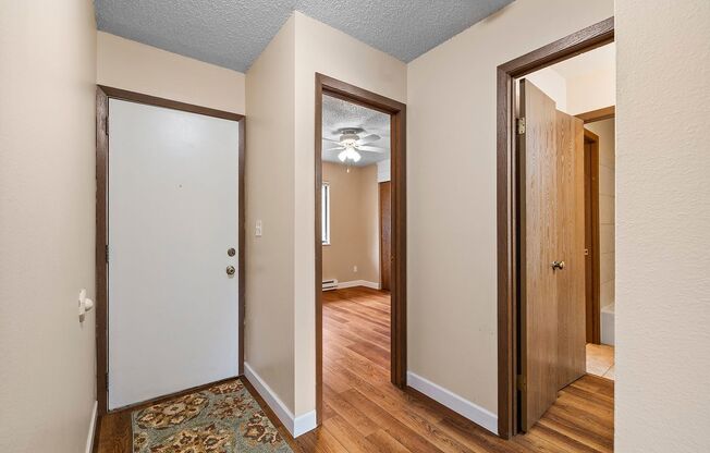 2 beds, 1 bath, $1,545