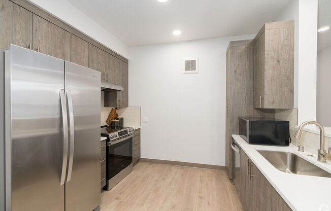 2 beds, 2 baths, 1,293 sqft, $1,750, Unit H-104