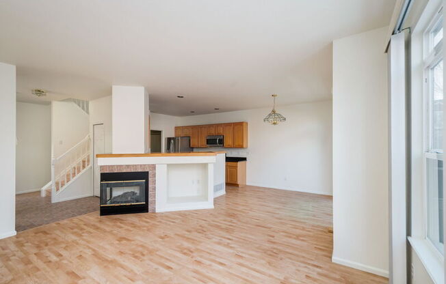 299 W JAMISON CIR