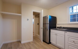 Rufina Street Apartments - 3226