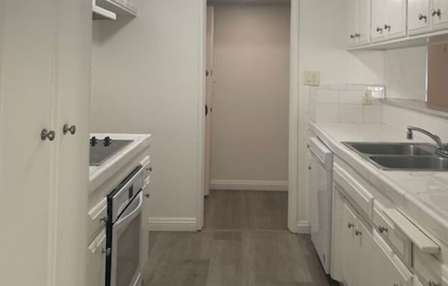 BRIGHT AND SPACIOUS APARTMENTS IN CITY OF MONTEBELLO