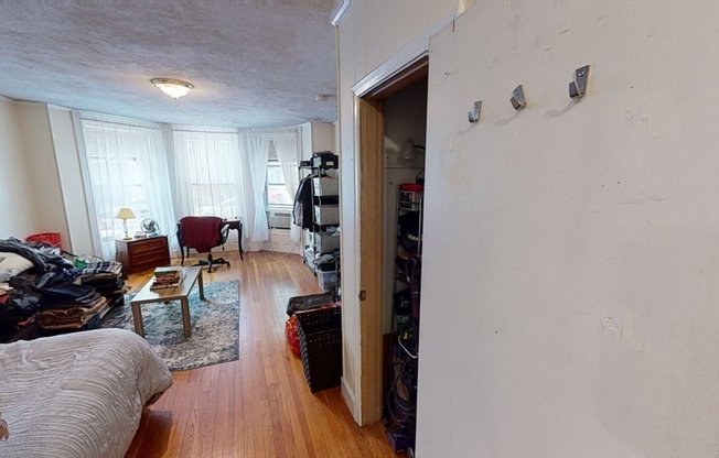 513 Beacon St.