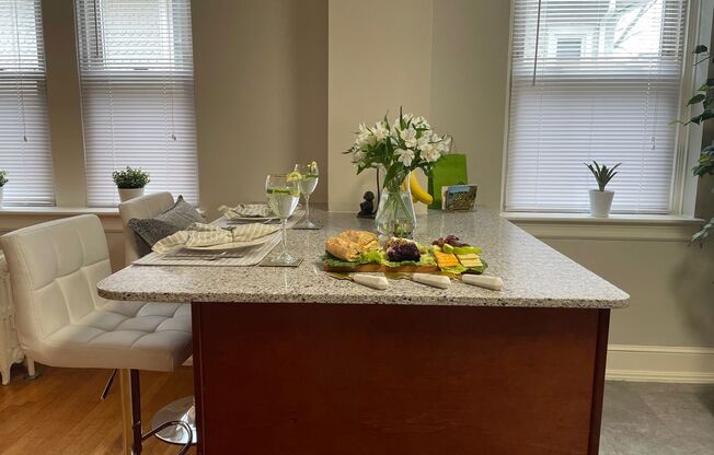 1 bed, 1 bath, 680 sqft, $1,875, Unit 204B