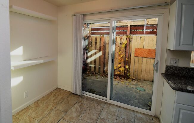 1 Bed Townhouse - 4770 Topaz #77 - Park Village