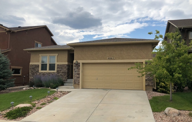 Ranch Style 4 Bedroom Home in Cordera...shorter lease term available