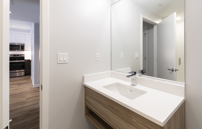 Studio, 1 bath, 892 sqft, $4,395, Unit 616