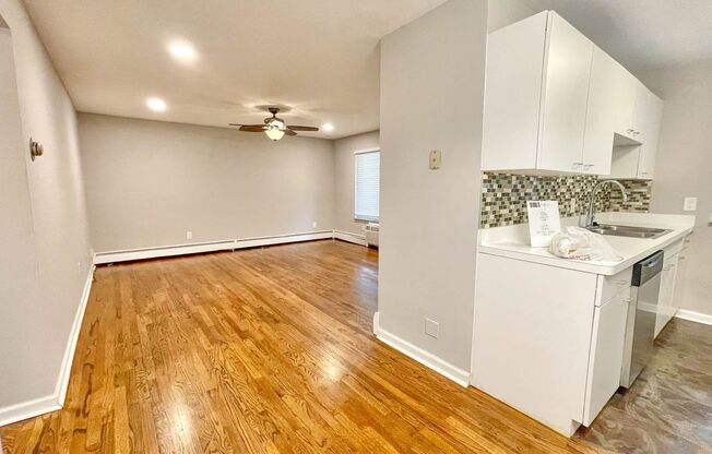 2 beds, 1 bath, $1,450