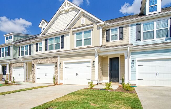 Lovely 3 BR, 2.5 BA,  1 Car Garage Townhome - minutes from BMW, I-85, and the Pelham Medical Center