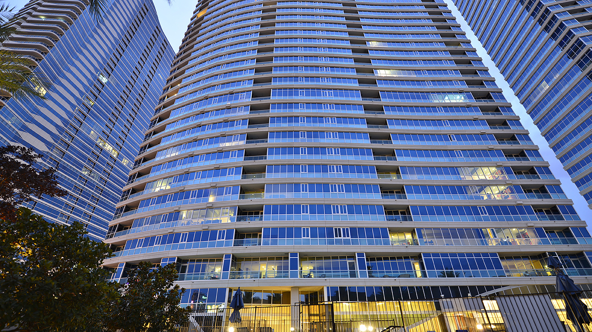 Panorama Towers T2, 104- Pool Views from this Stunning Fully Furnished 2 Story Townhouse in Panorama Towers