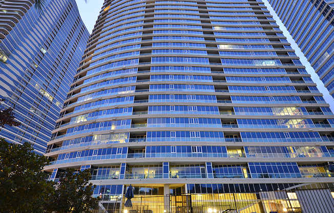 Panorama Towers T2, 104- Pool Views from this Stunning Fully Furnished 2 Story Townhouse in Panorama Towers