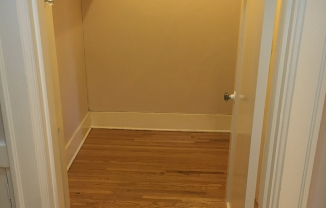 Studio, 1 bath, 485 sqft, $1,575