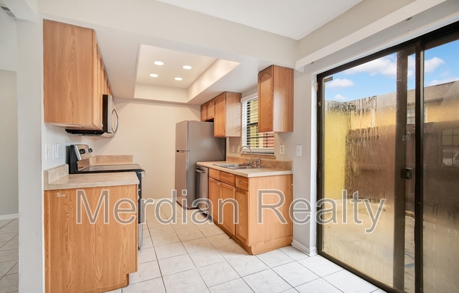 3225 OAK LAWN PL