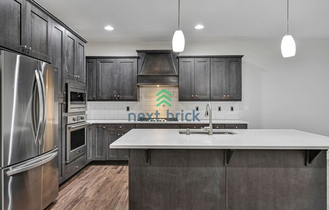 Bothell 5BR 3Bath-on a quiet neighborhood with smart upgrades + EV charging