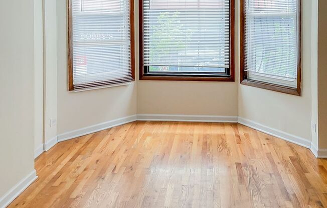 2 beds, 1 bath, 785 sqft, $2,795, Unit 2525-D2