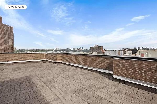 517 W 134 ST