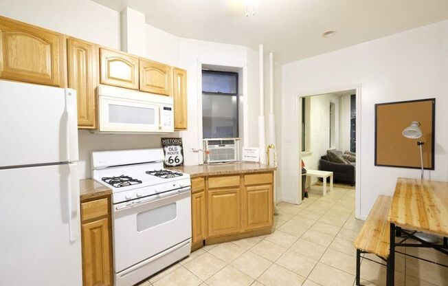 486 9 AVE