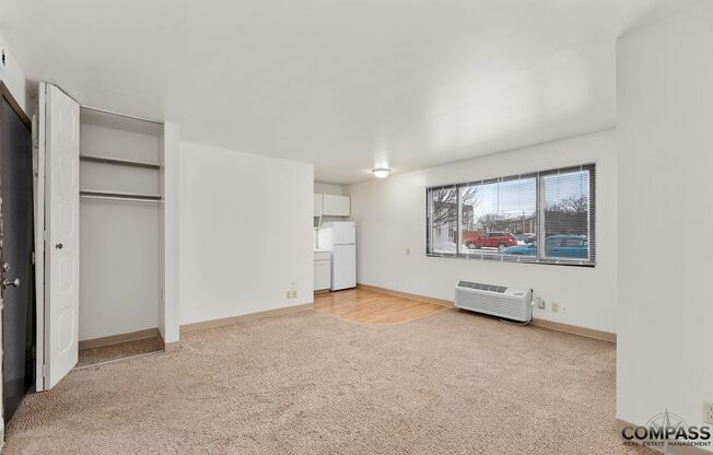 Studio, 1 bath, 315 sqft, $755, Unit 124