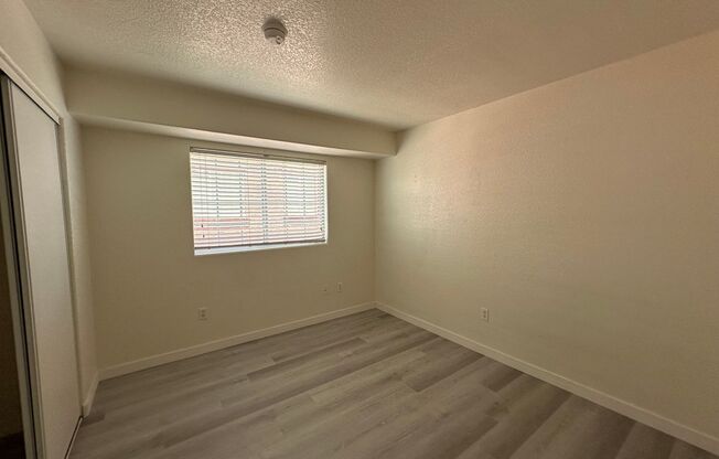 3 beds, 2 baths, $1,345, Unit # 2154