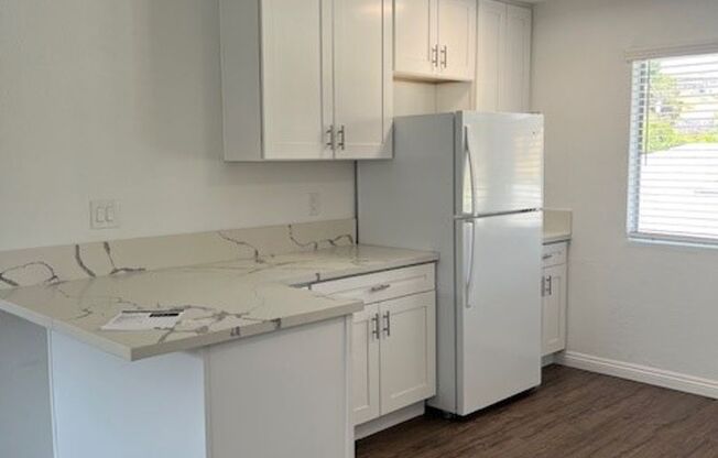 2 beds, 1.5 baths, $2,195, Unit 37