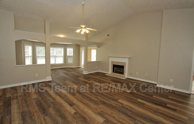 1490 CRK POINTE CIR