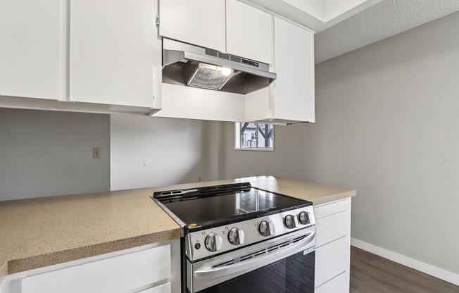 Studio, 1 bath, 400 sqft, $1,149, Unit 59