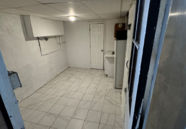 1822 Barnes ave Basement