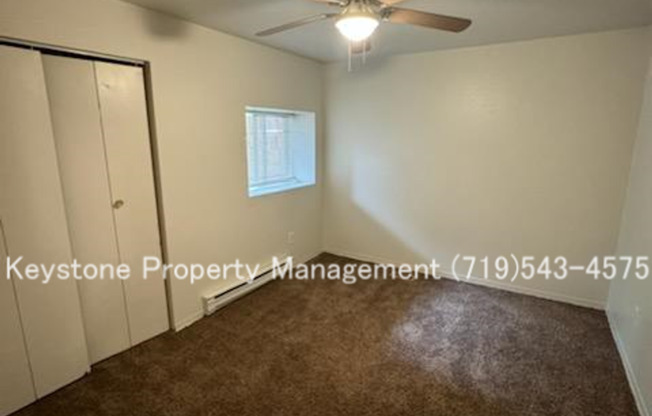 2 beds, 1 bath, $925, Unit 113