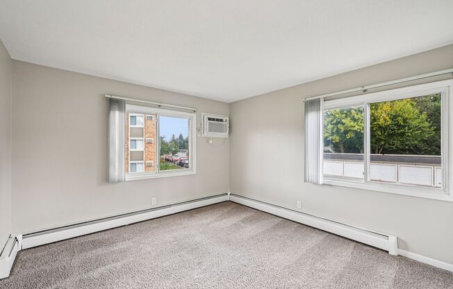 2 beds, 1 bath, 950 sqft, $1,435, Unit 1829-306