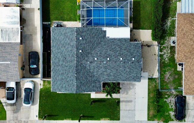 Newly Remodeled 3/2 with Pool