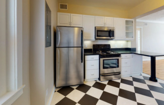 Carberry Apartments (3918 Cass St.)