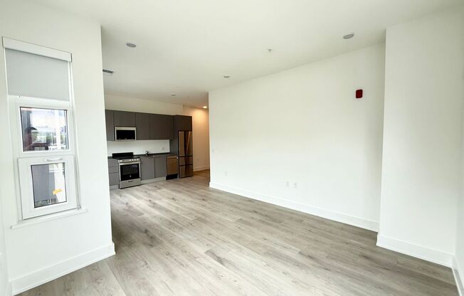 1 bed, 1.5 baths, 773 sqft, $2,399, Unit 204