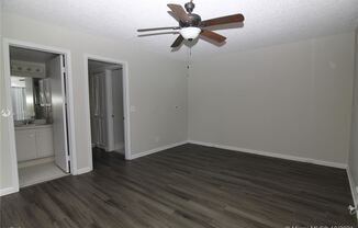 151 SW 135th Ter Apt 106T