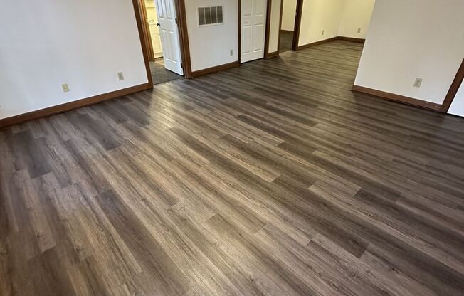 2 Bedroom 2 Bathroom Condo!